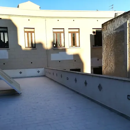 Kantune לינה וארוחת בוקר 4*